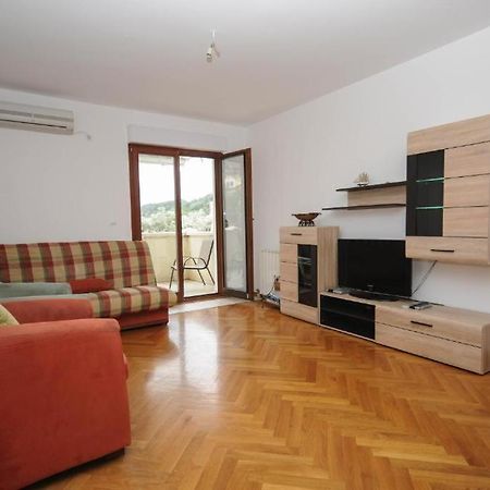 Apartment Jana Petrovac Exteriör bild